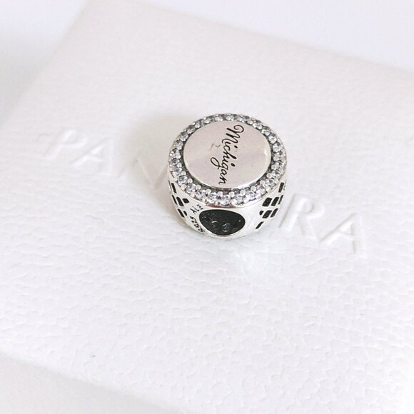Pandora Michigan Map Lakes Exclusive Bead Charm S925 Silver with box - Picture 3 of 8